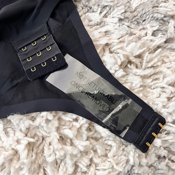 Tuxe Bodywear Protege Black Fine Knit V-Neck Bodysuit - Picture 8 of 9